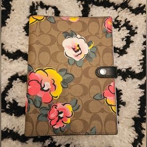 Coach notebook - Vintage Rose